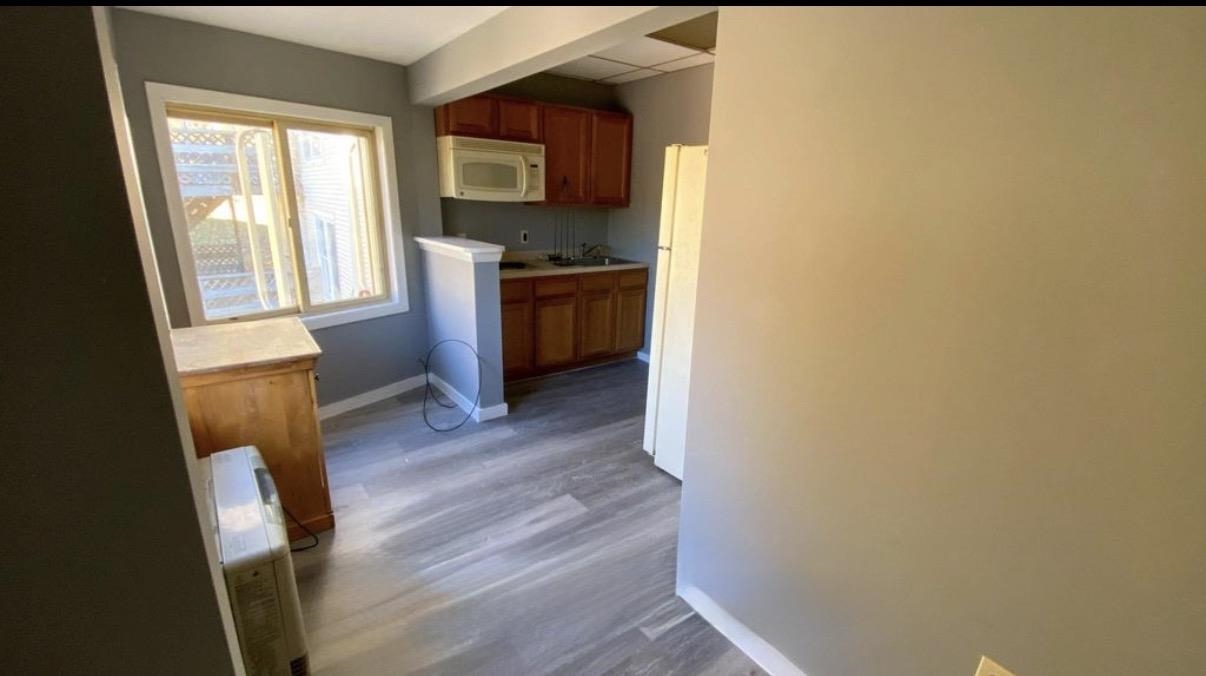 Listing photo 3 of 113 Brooklyn Street