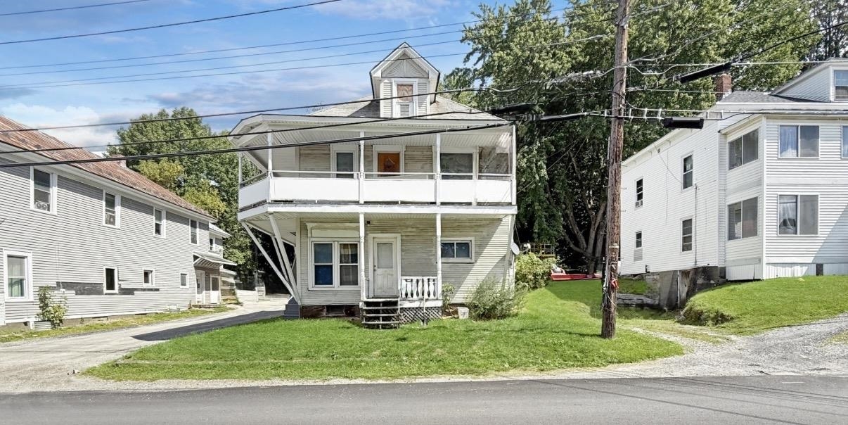Exterior of 852 Graniteville Road in Barre Town